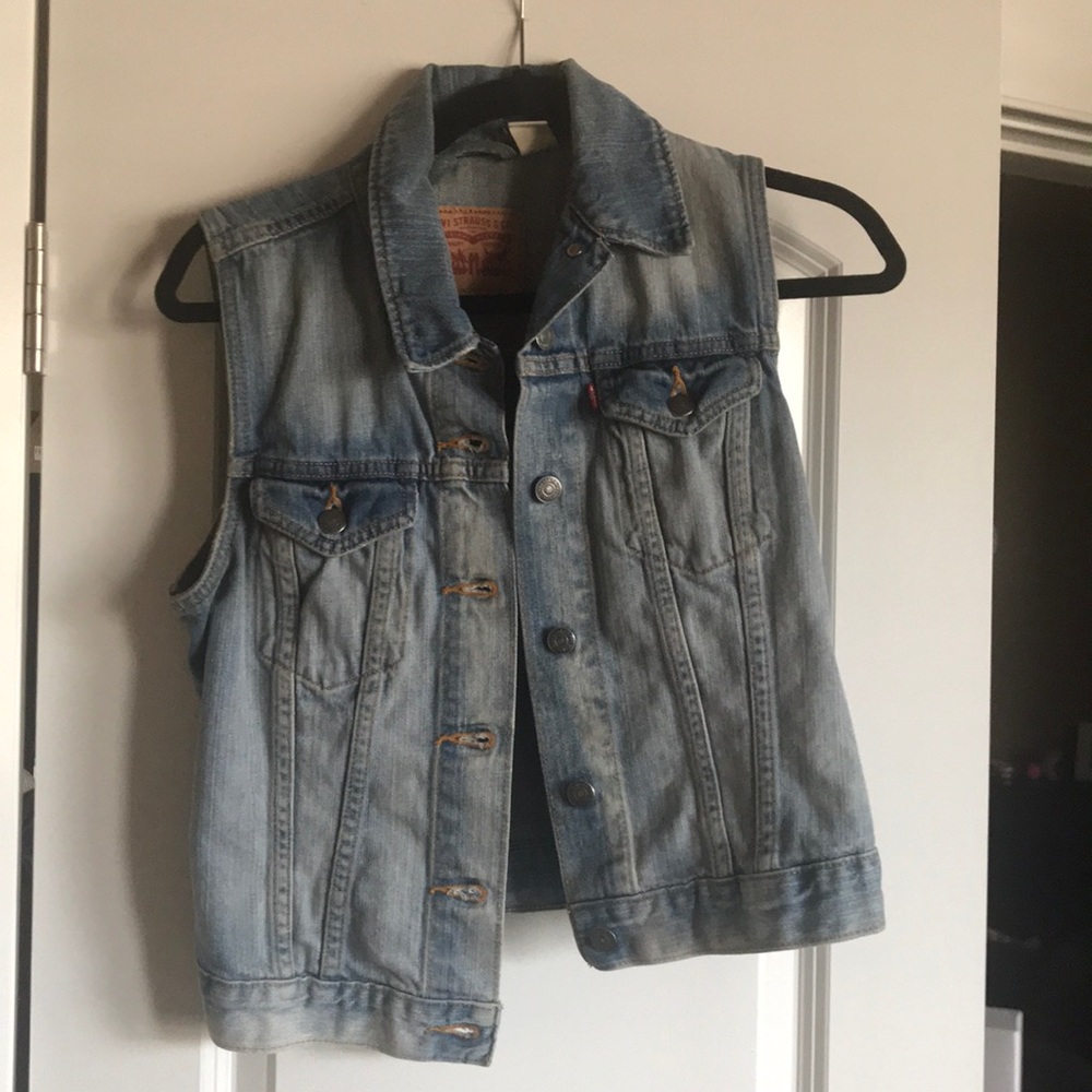 Levi’s medium wash Jean vest